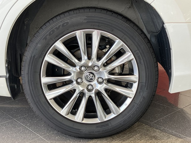 トヨタ ハリアー 2.0 プレミアムの中古車