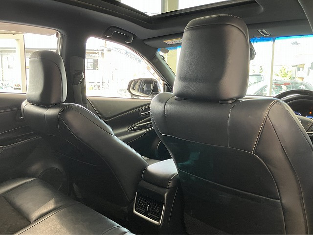 トヨタ ハリアー 2.0 プレミアムの中古車