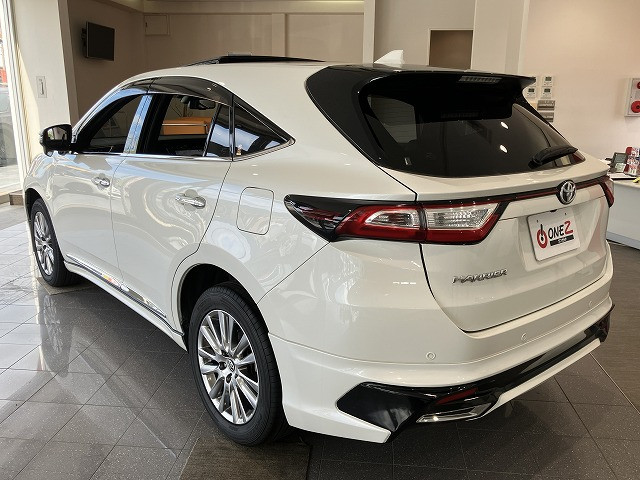 トヨタ ハリアー 2.0 プレミアムの中古車
