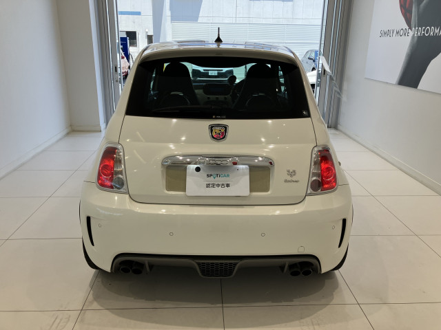 アバルト 595 ツーリズモの中古車