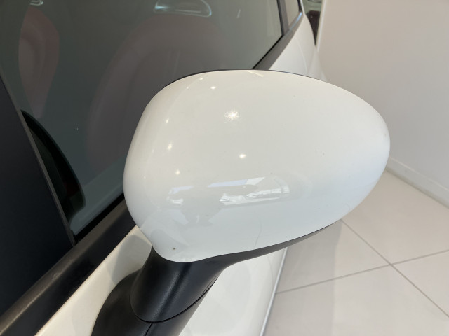 アバルト 595 ツーリズモの中古車