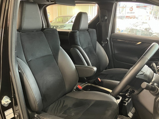 トヨタ アルファード 2.5 S タイプゴールドⅢの中古車