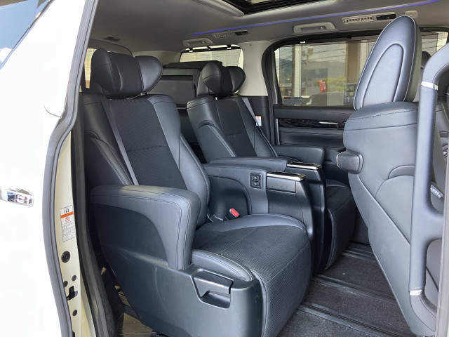 トヨタ アルファード 2.5 S Cパッケージの中古車