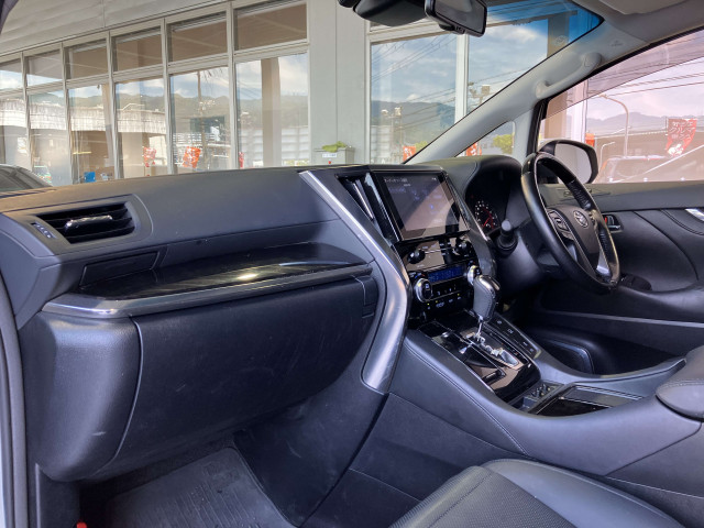 トヨタ アルファード 2.5 S Cパッケージの中古車
