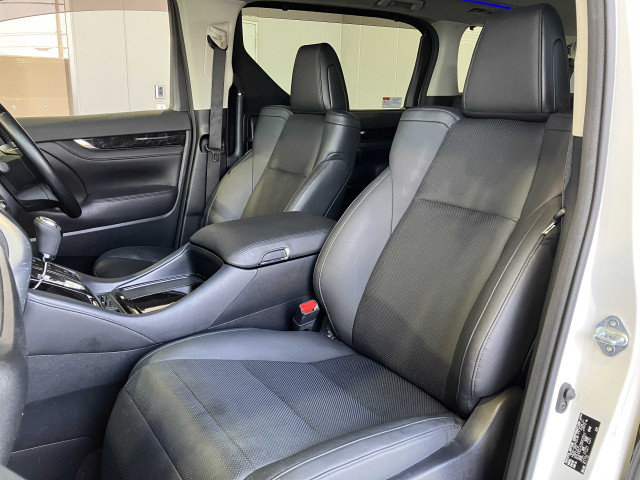トヨタ アルファード 2.5 S Cパッケージの中古車