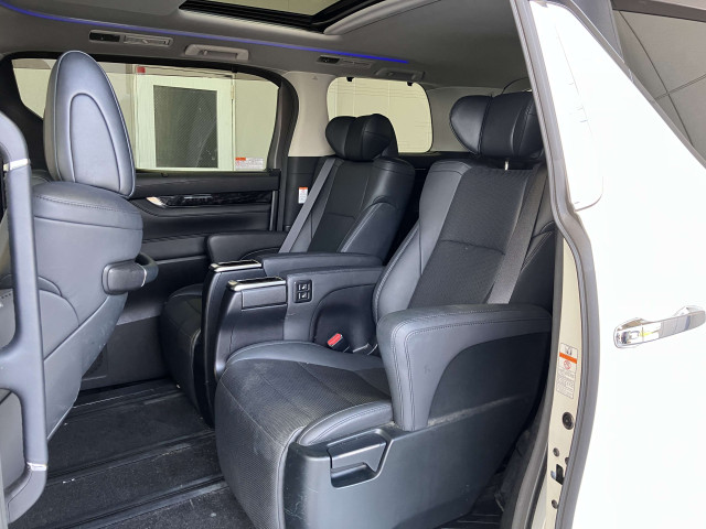 トヨタ アルファード 2.5 S Cパッケージの中古車