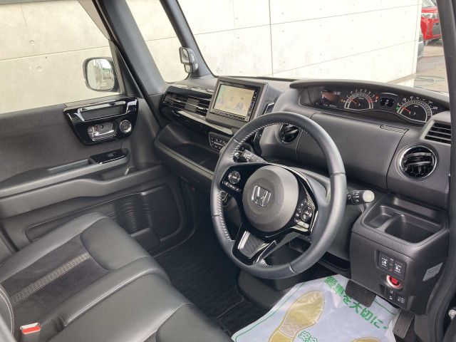 ホンダ N-BOX 660 L ターボの中古車