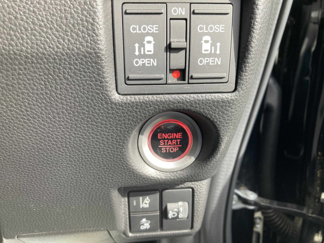 ホンダ N-BOX 660 L ターボの中古車
