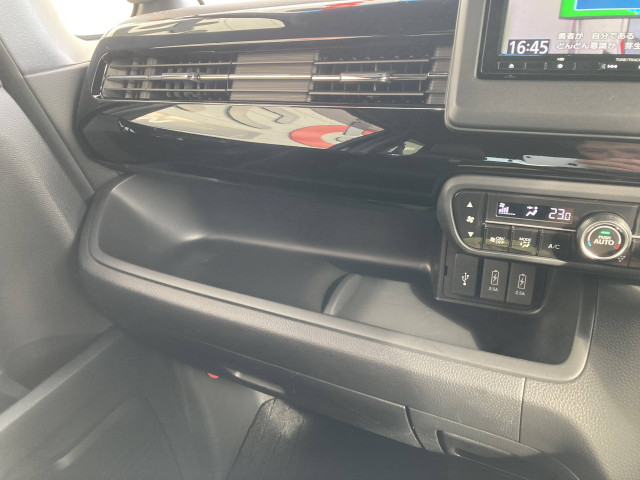 ホンダ N-BOX 660 L ターボの中古車