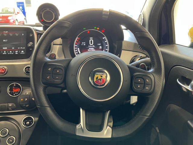 アバルト 595C ピスタの中古車