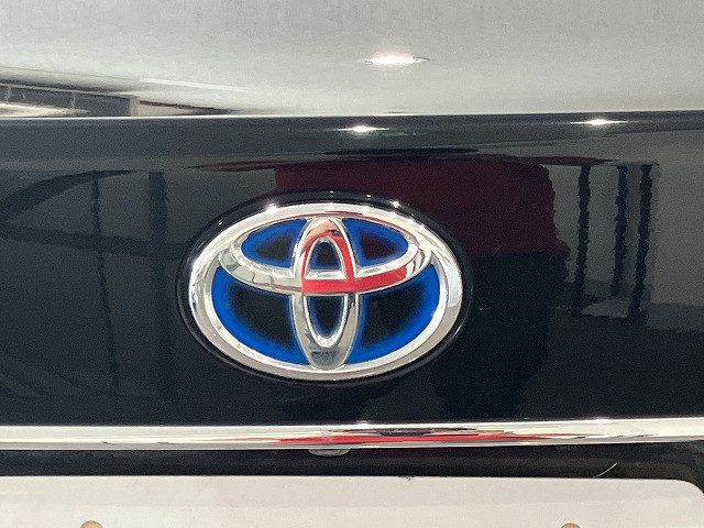 トヨタ クラウンアスリートハイブリッド ハイブリッド 2.5の中古車