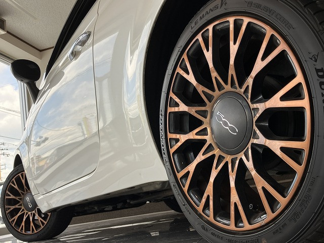 フィアット 500C 120th タキシードの中古車