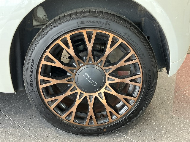 フィアット 500C 120th タキシードの中古車