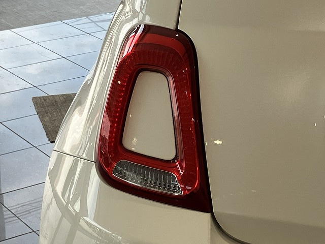 フィアット 500C 120th タキシードの中古車