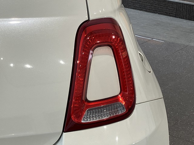 フィアット 500C 120th タキシードの中古車