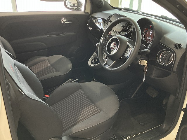 フィアット 500C 120th タキシードの中古車