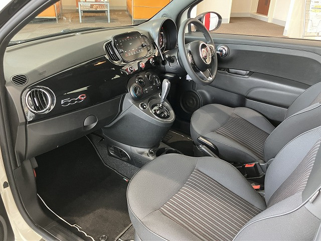 フィアット 500C 120th タキシードの中古車