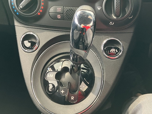 フィアット 500C 120th タキシードの中古車