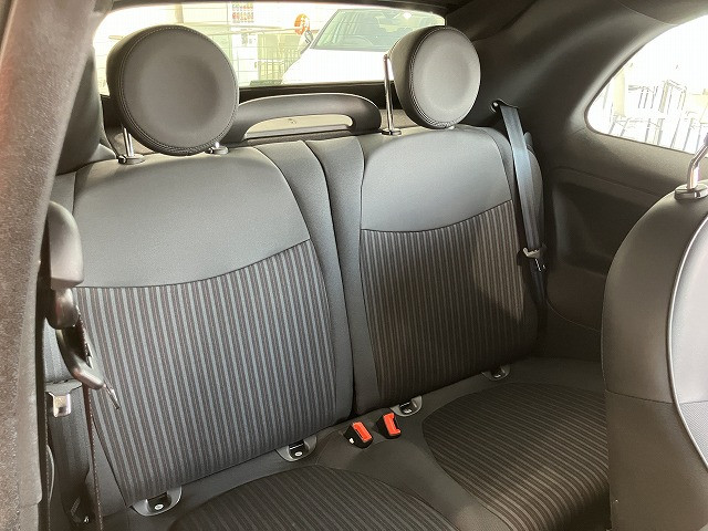 フィアット 500C 120th タキシードの中古車