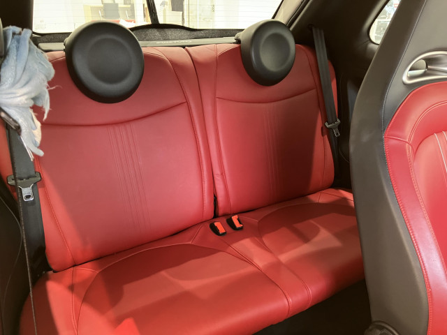 アバルト 595 ツーリズモの中古車