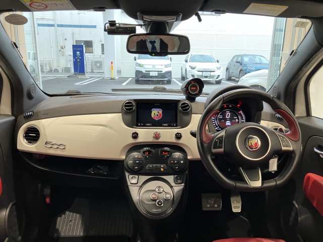 アバルト 595 ツーリズモの中古車