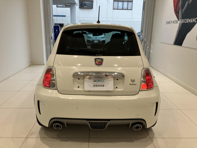 アバルト 595 ツーリズモの中古車