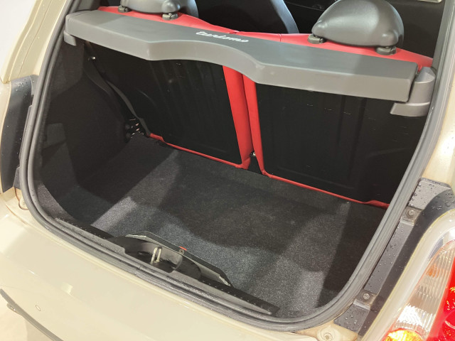 アバルト 595 ツーリズモの中古車