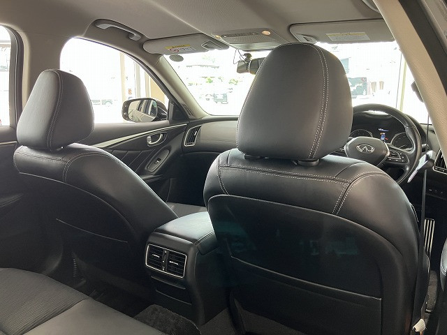 日産 スカイライン 3.5 350GT ハイブリッドの中古車