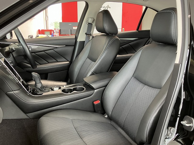 日産 スカイライン 3.5 350GT ハイブリッドの中古車