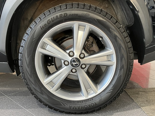 レクサス NX 200t Fスポーツ 4WDの中古車