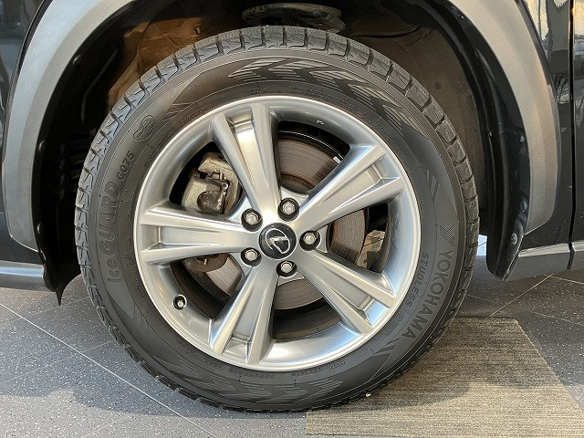 レクサス NX 200t Fスポーツ 4WDの中古車