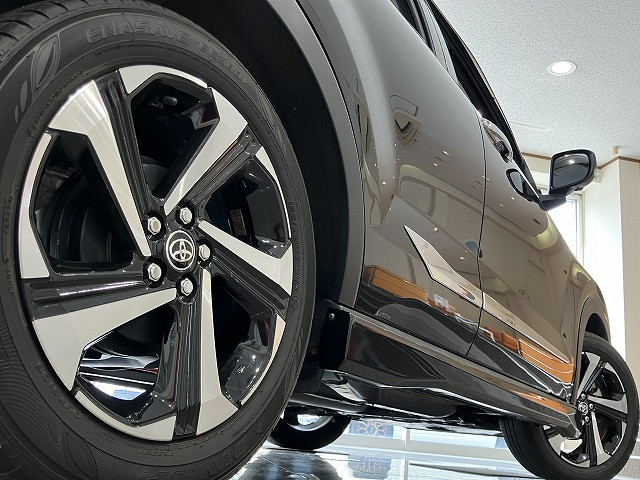 トヨタ ライズ ハイブリッド 1.2 Zの中古車