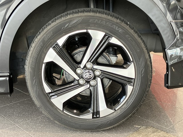 トヨタ ライズ ハイブリッド 1.2 Zの中古車