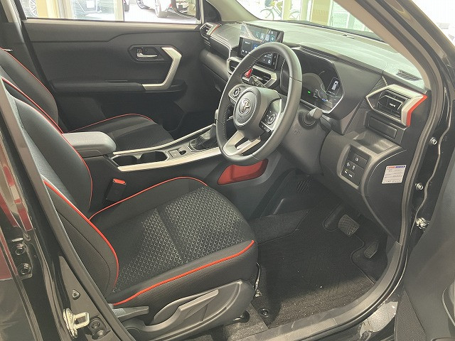 トヨタ ライズ ハイブリッド 1.2 Zの中古車