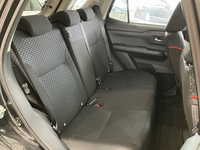 トヨタ ライズ ハイブリッド 1.2 Zの中古車