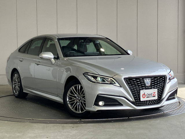 トヨタ クラウン ハイブリッド 2.5 Sの中古車