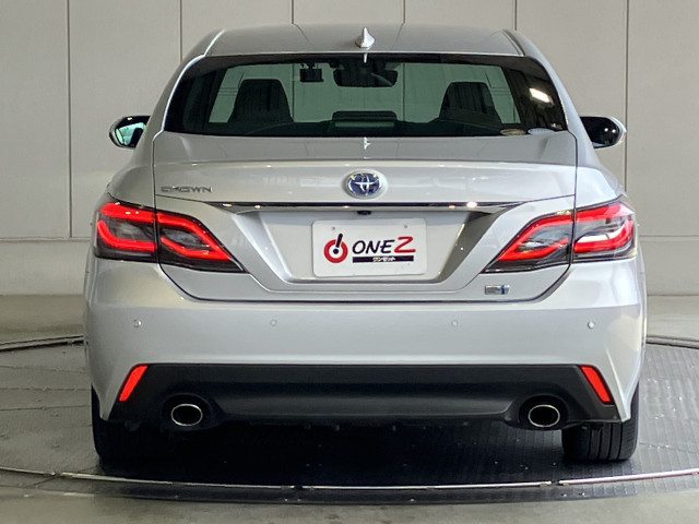 トヨタ クラウン ハイブリッド 2.5 Sの中古車
