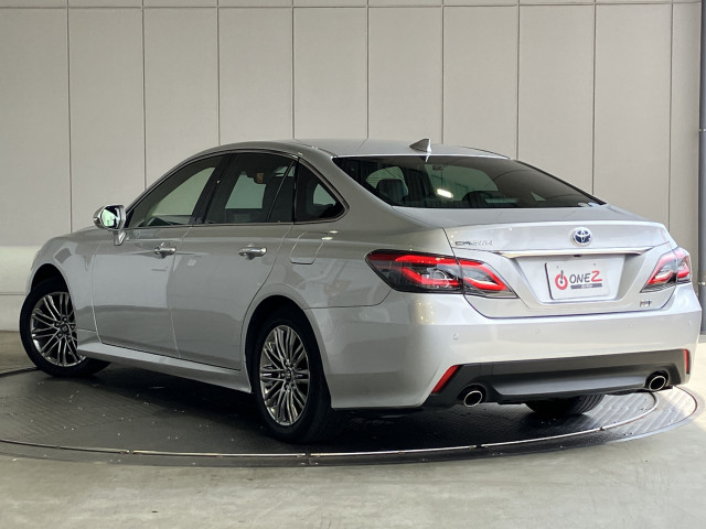 トヨタ クラウン ハイブリッド 2.5 Sの中古車