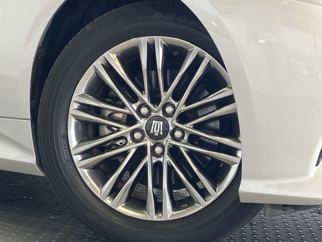 トヨタ クラウン ハイブリッド 2.5 Sの中古車