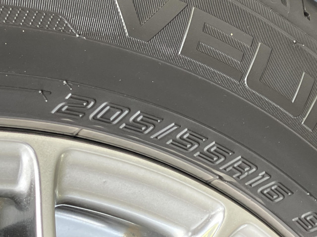 トヨタ ヴォクシー 1.8 ハイブリッド ZS 煌Ⅲの中古車