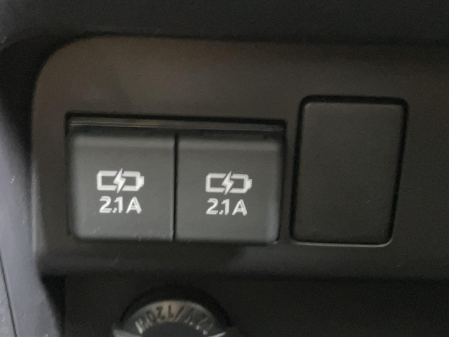 トヨタ ヴォクシー 1.8 ハイブリッド ZS 煌Ⅲの中古車