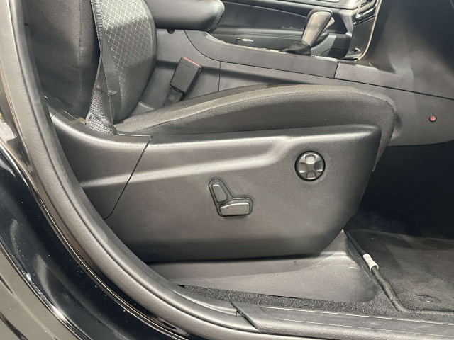 ジープ グランドチェロキー ラレード 4WDの中古車