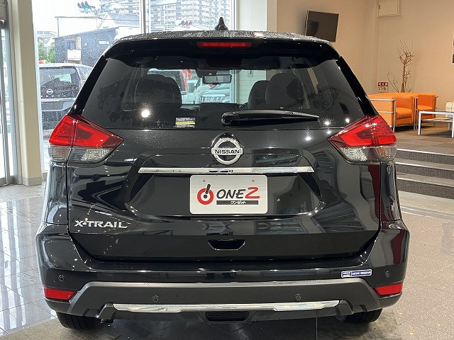 日産 エクストレイル 2.0 20Xi 2列車の中古車