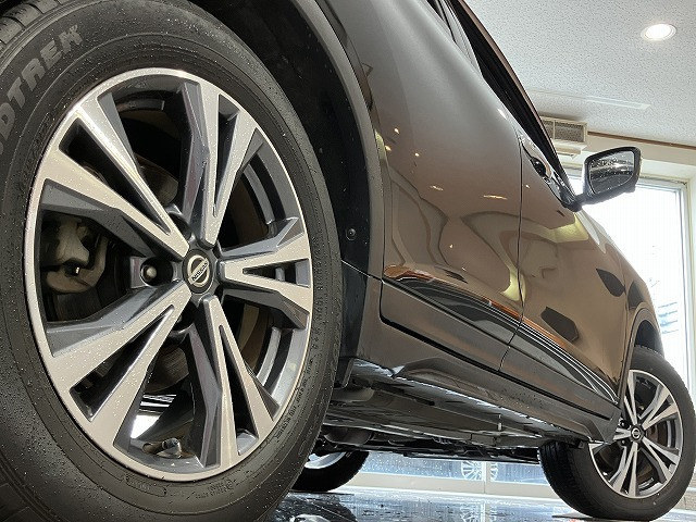 日産 エクストレイル 2.0 20Xi 2列車の中古車