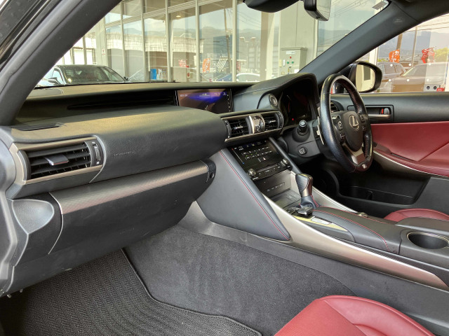 レクサス IS 200t Fスポーツの中古車