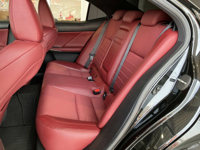 レクサス IS 200t Fスポーツの中古車