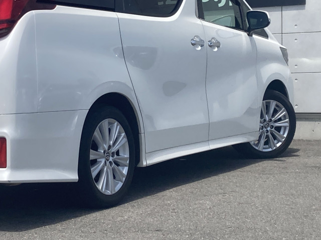 トヨタ アルファード 2.5 Sの中古車