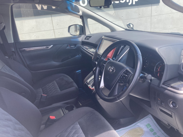 トヨタ アルファード 2.5 Sの中古車
