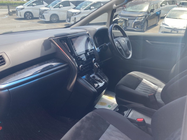 トヨタ アルファード 2.5 Sの中古車
