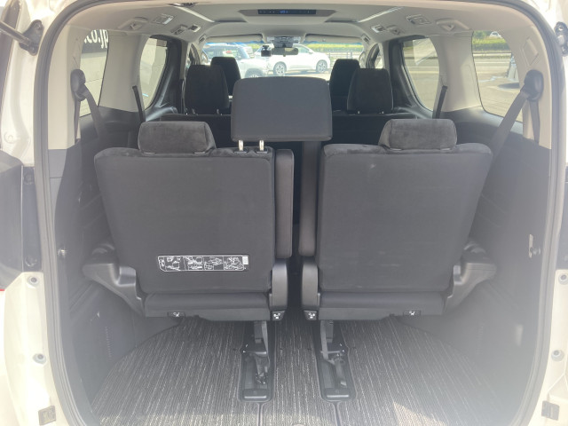トヨタ アルファード 2.5 Sの中古車